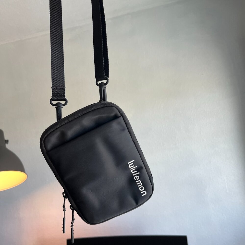 Lululemon Crossbody bag